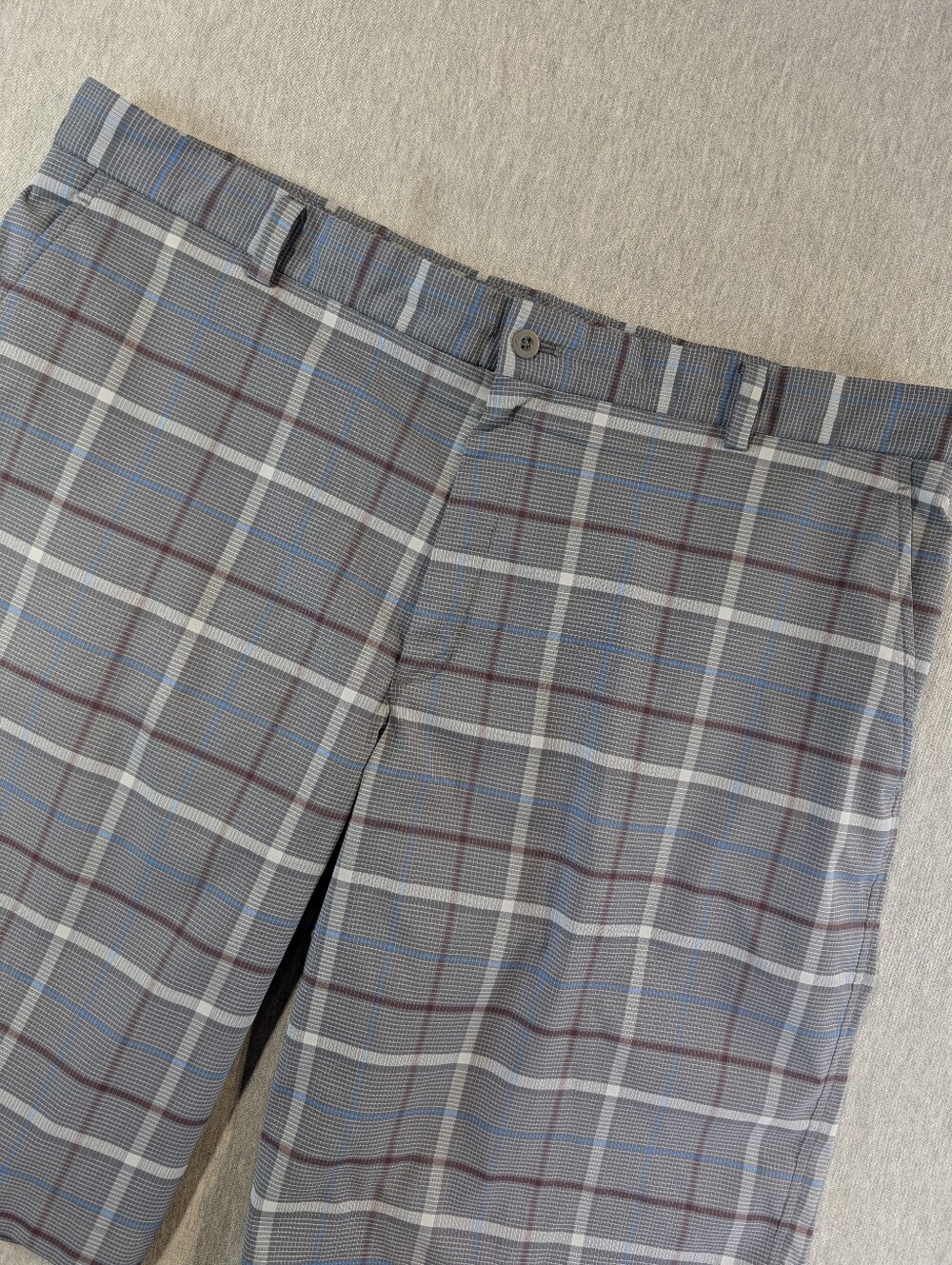Nike Golf Core Plaid Tour Shorts Men's 40 Grey Maroon